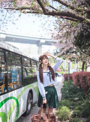 傲娇与章经